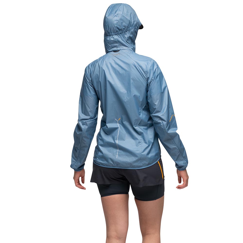 Дамско ветроустойчиво яке Bergans Y LightLine Pure Windbreaker Jacket Woman Elemental Blue - утралека ветровка