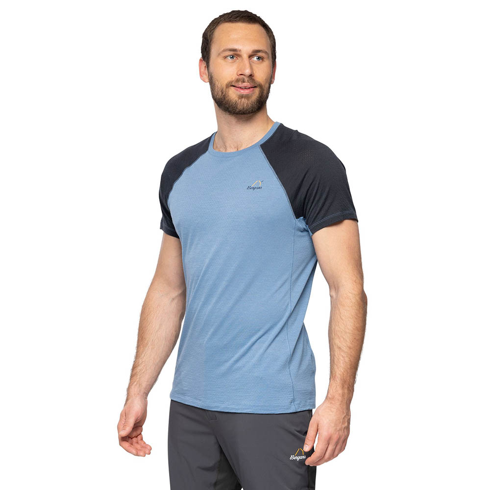 Men's merino wool t-shirt Bergans Y LightLine Merino Tee Men Elemental Blue - ultralight t-shirt for sports