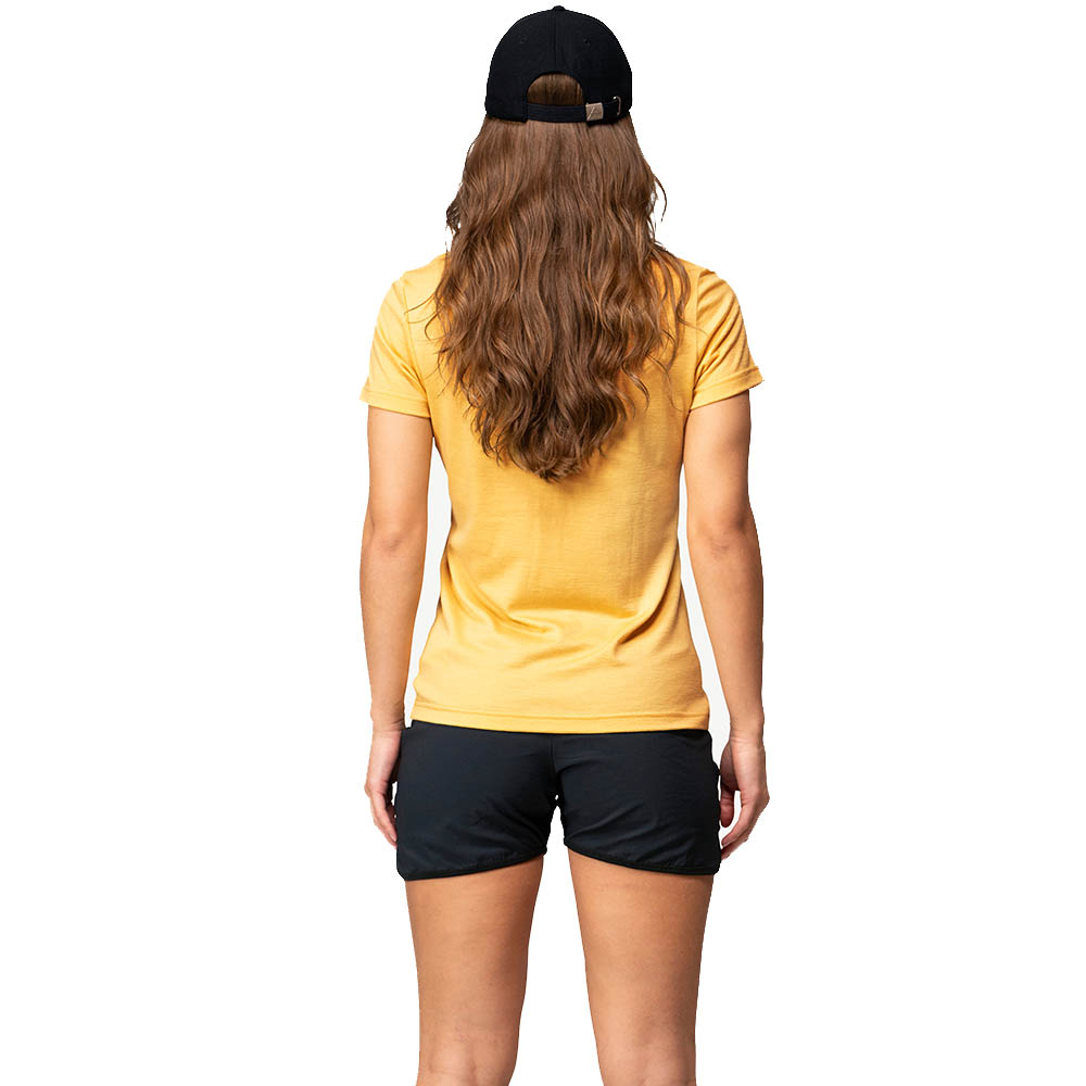 Дамска тениска от мерино вълнa Devold Classic Script Tee Woman Honey - 100% мерино вълна за всеки сезон