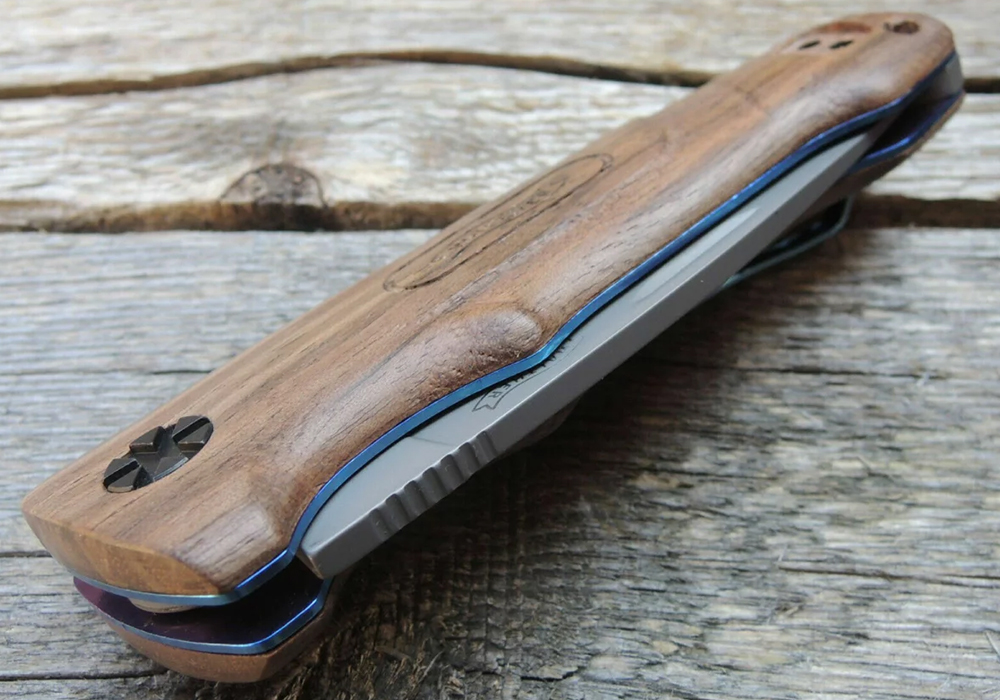Джобен нож Walther knife 'Blue Wood' - walnut wood BWK 2